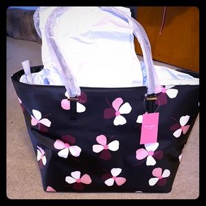 KS Wilson Road Dusk Buds, Margereta w/ Large Drewe